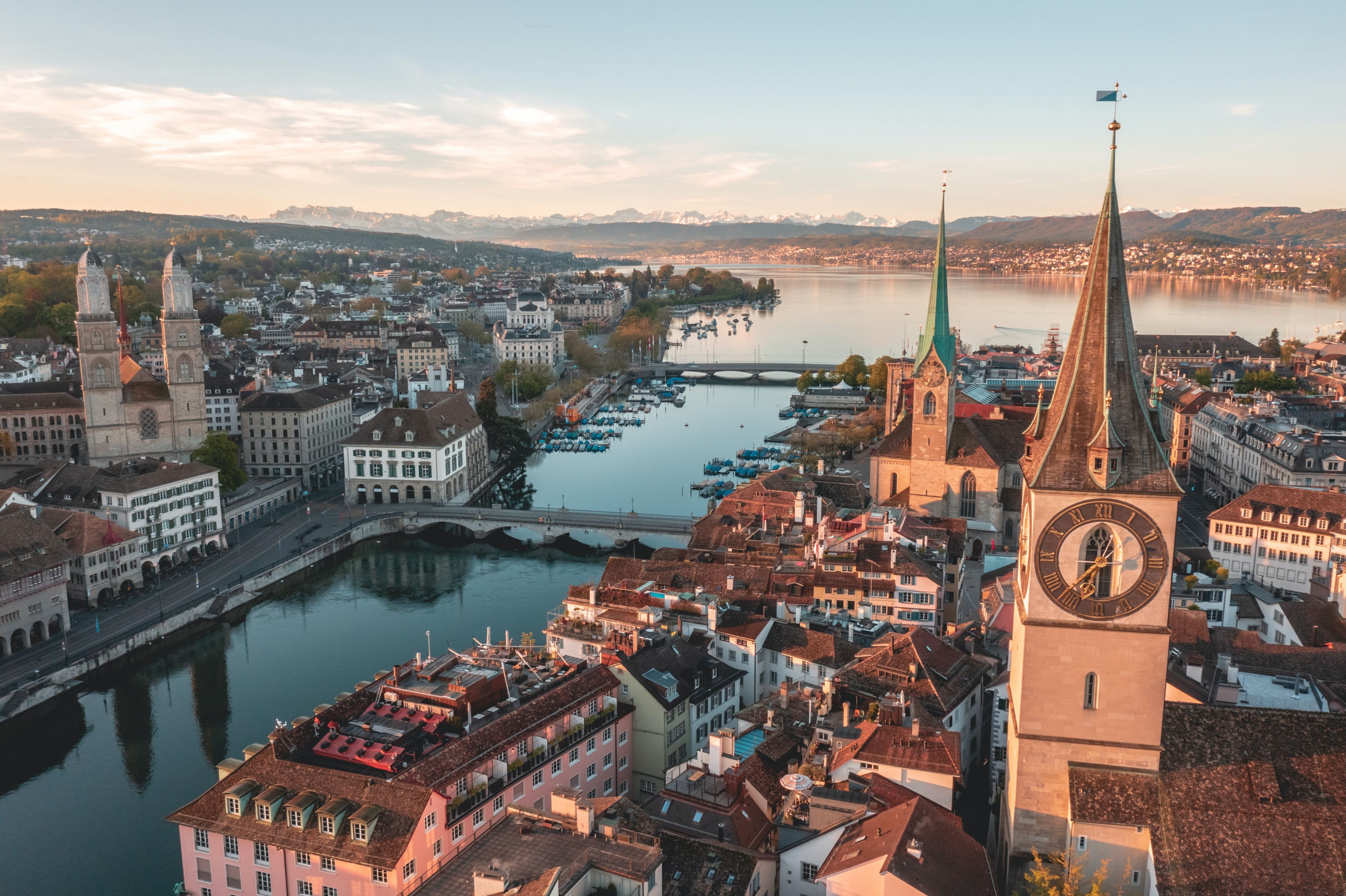 Photo of Zürich, the financial and business hub of Switzerland